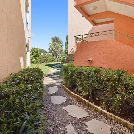 In In A Appartement Les Issambres