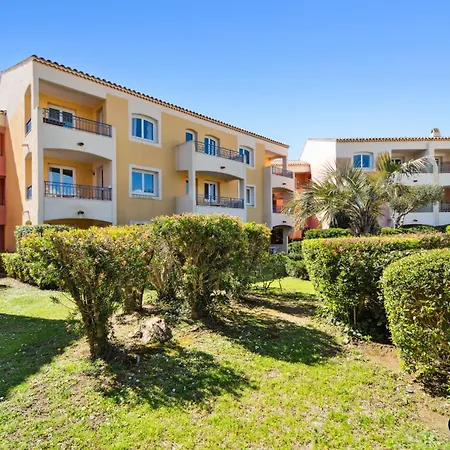 In In A Apartmán Les Issambres